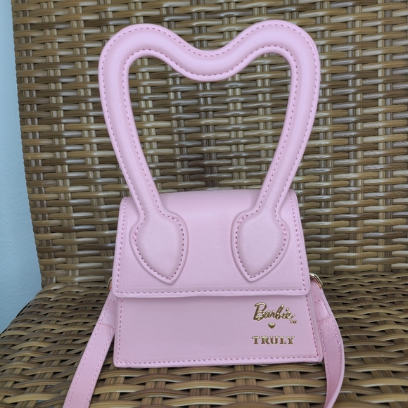 Truly X Barbie Limited Edition Pink Mini Bag Heart Shaped Handle & Crossbody - Picture 2 of 16